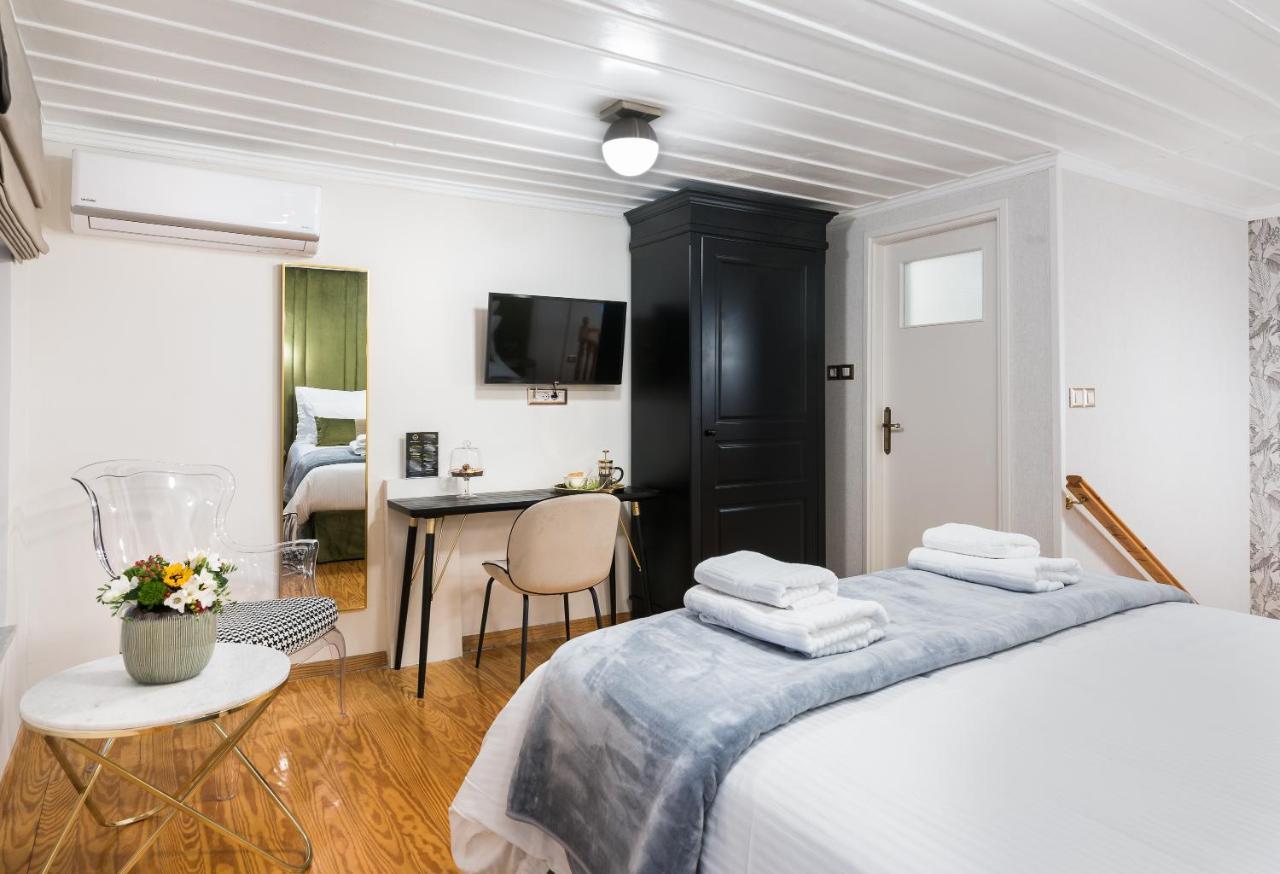 Mavrogenous Luxury Apartments Nafplion Exteriör bild